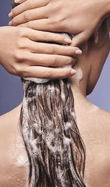 aveda invati advanced™ exfoliating shampoo rich model