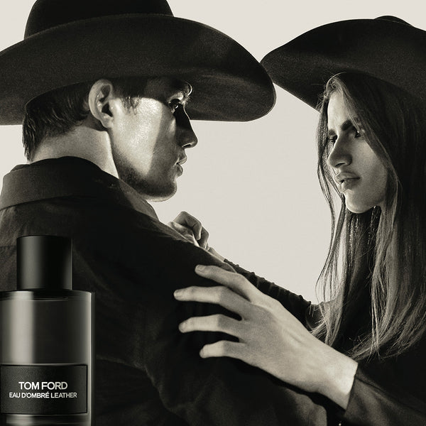 tom ford Eau D'Ombre Leather models and parfum