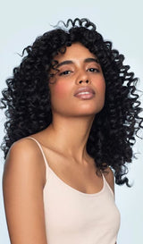 aveda be curly™ style-prep™ model
